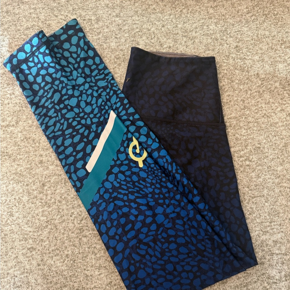 WITH Peloton Blue Patterned Leggings Size M